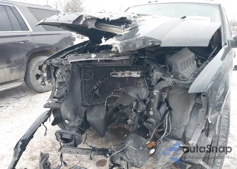 2010 Lincoln Navigator z USA, uszkodzony, nr VIN 5LMJJ2H5XAEJ02173